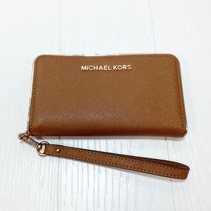 Michael Kors Wristlet